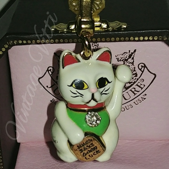 Juicy Couture Jewelry - Juicy Couture Lucky Waving White Cat Charm in Box